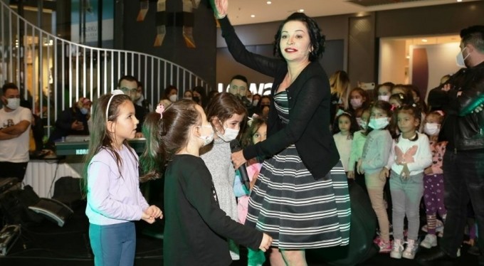 Parkur Bursa'da Evrim Akın coşkusu