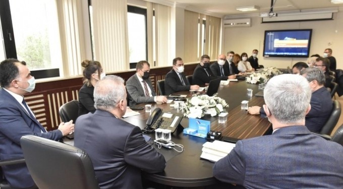 BUSKİ'de 'Marmara Havzası Taşkın Yönetim Planı' toplantısı