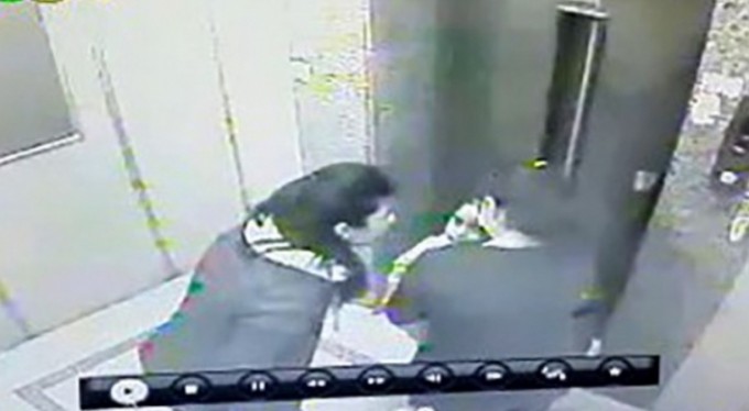 6 yaşındaki kızının önünde komşusu tarafından darp edildi