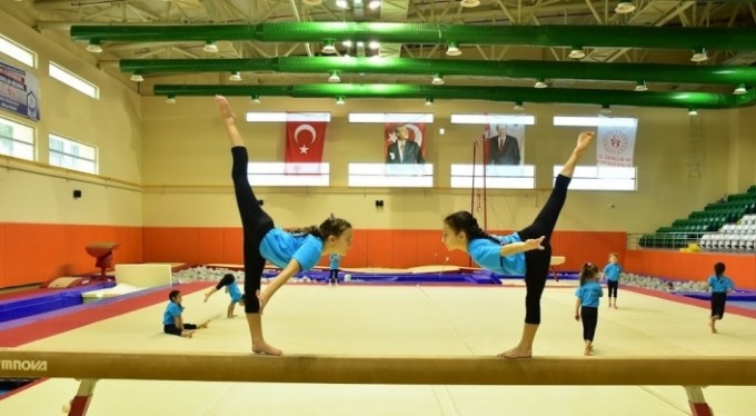 Yıldırım'da kış spor okullarına yoğun ilgi