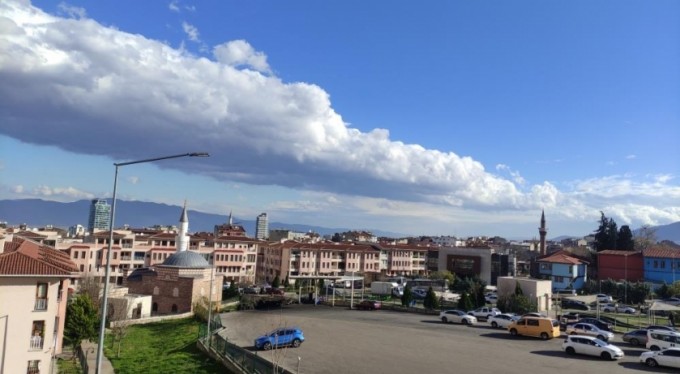Lodos sonrası Bursa'da bulut şöleni