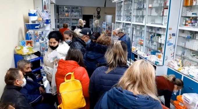 Bulgarlar ilaçlarını Edirne'den alıyorlar