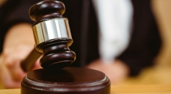 Eşini bıçaklayarak öldüren sanığa müebbet