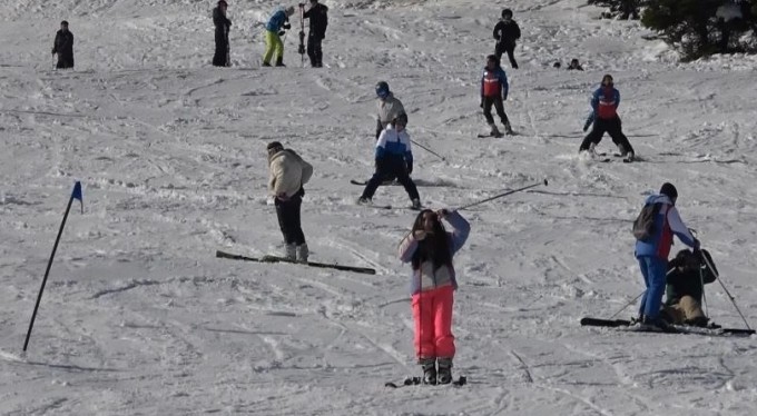 Yeni yılın ilk günü Uludağ doldu taştı