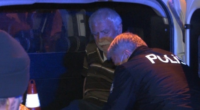 50 yıllık eşini av tüfeğiyle vurup öldürdü