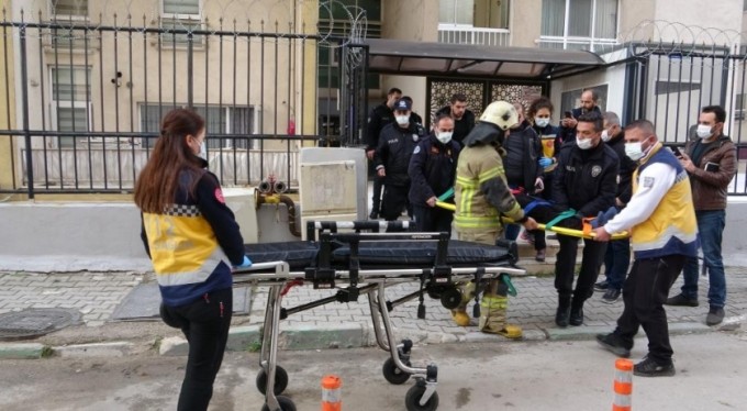 8. kattan düşen genç kadının inanılmaz kurtuluşu