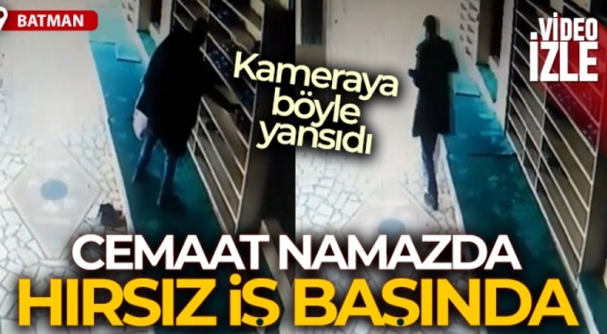 Cemaat namazda, hırsız iş başında