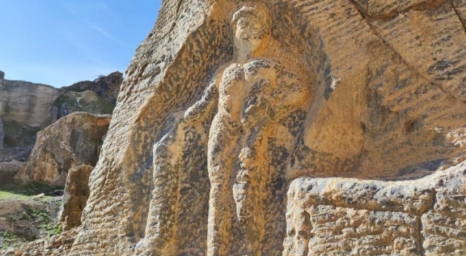 İznik'te 2000 yıllık Herkül kabartması tahrip edildi