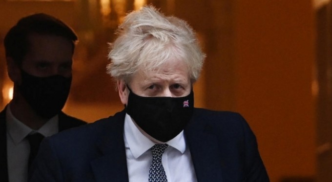İngiltere Başbakanı Boris Johson, Başbakanlık Konutu'nda düzenlenen partiler hakkında özür diledi