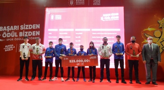 Sporun yıldızlarına ödül