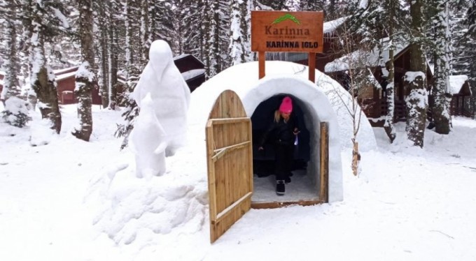 Uludağ'a gelenler buzdan evde konaklıyor