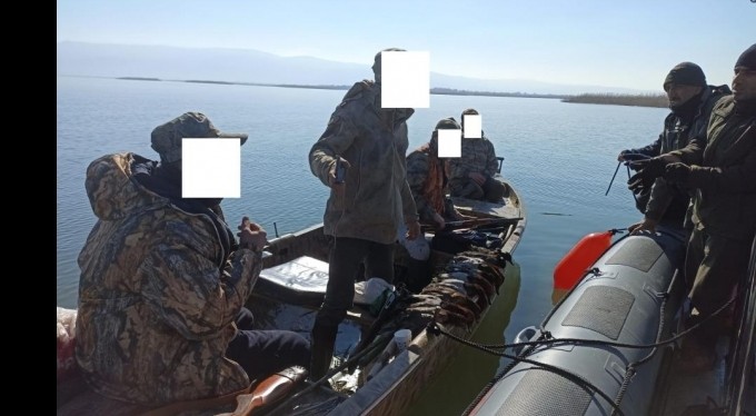 Kaçak avcılara göz açtırmıyorlar