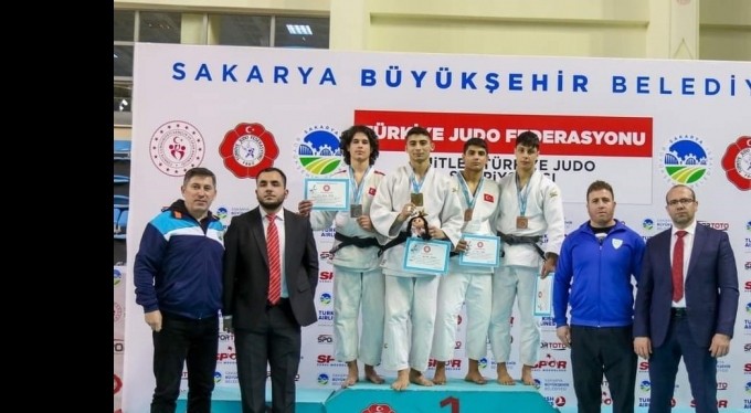Osmangazili judocu Sakarya'yı salladı