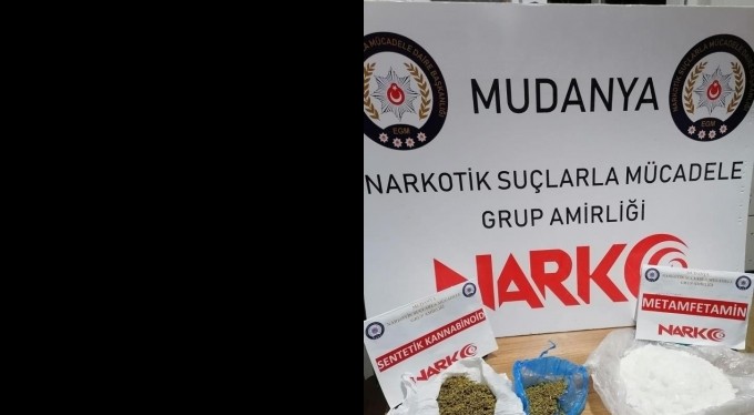 Ailece uyuşturucuyla yakalandılar
