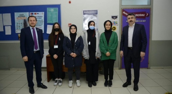 Başkan Yılmaz, haftanın ilk mesaisine öğrencilerle başladı