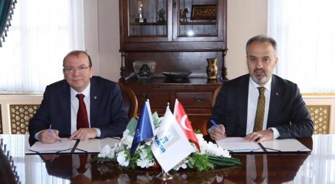 2022 Türk Dünyası Kültür Başkenti Bursa'ya Ticaret Borsası'ndan güçlü destek