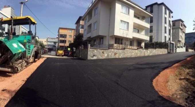 Osmangazi'de asfalt mesaisi devam ediyor