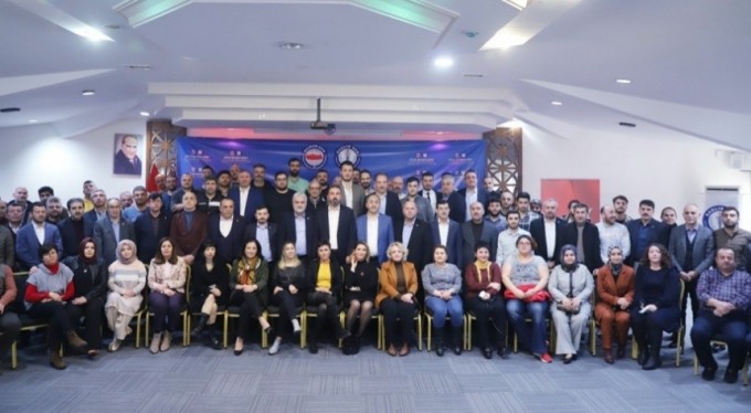 Sağlık çalışanları 14 Mart'ta Cumhurbaşkanından müjde bekliyor