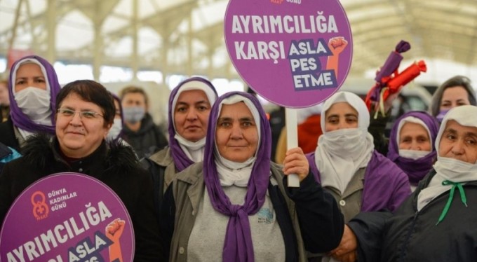 Kadınlar "Asla pes etme" dedi