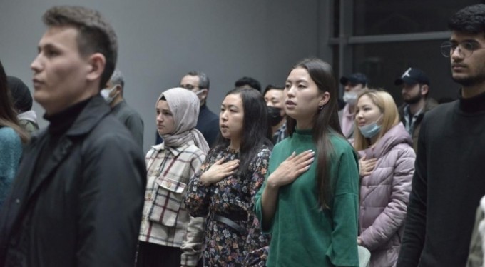 Yıldırım'da 'Türk Dünyası Kırgız Kültür Gecesi' yapıldı