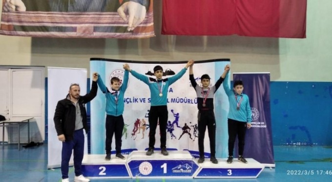 İnegöl Belediye Spor Kulübü sporcuları mindere damga vurdu