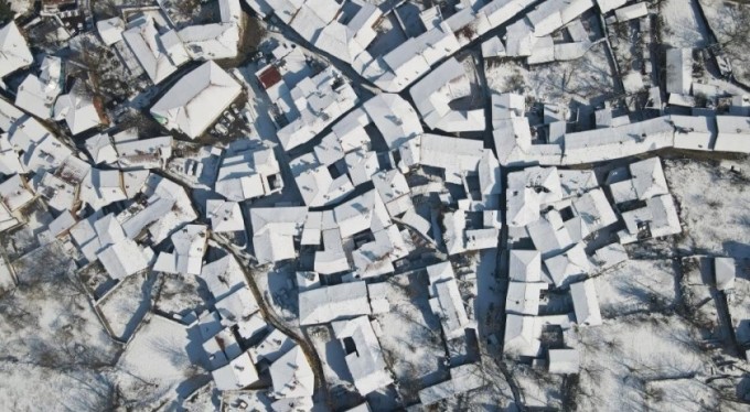 Beyazlara bürünen Gölyazı ve Cumalıkızık havadan böyle görüntülendi