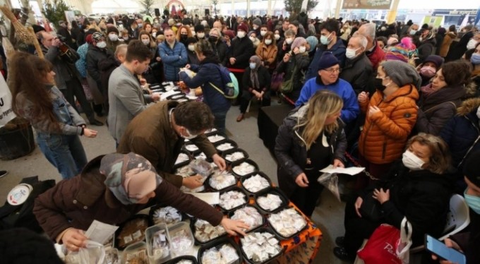 Nilüfer'de on binlerce tohum takas edildi