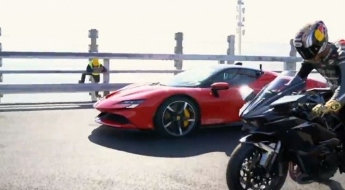 1915 Çanakkale Köprüsü'nden rüzgar gibi geçtiler