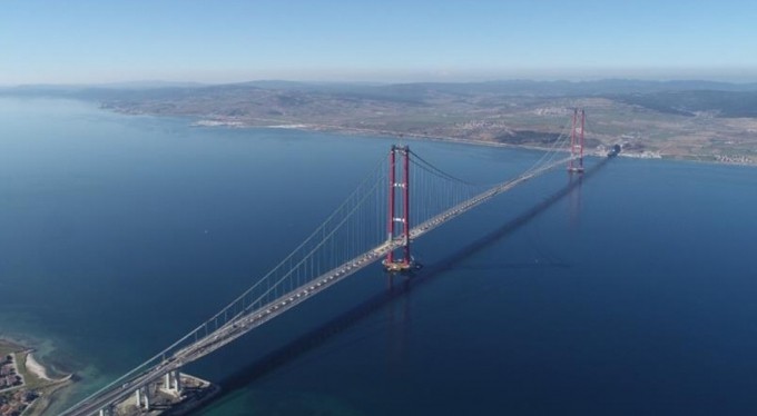 Türk Yıldızları'ndan 1915 Çanakkale Köprüsü'nde nefes kesen gösteri