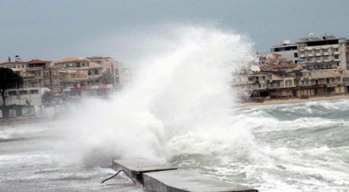 Marmara Denizi'nde fırtına uyarısı