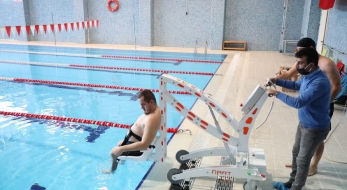 Gemlik'te engelsiz havuz