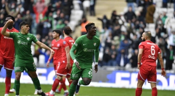 Joao Pedro: "Bursaspor ligde kalacak"