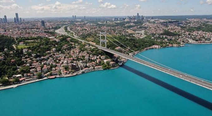 İstanbul Boğazı'nda mayın alarmı