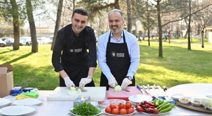 CZN Burak'ın Londra'daki ortağı Ronaldo