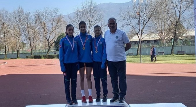 Büyükşehirli sporculardan 10 madalya