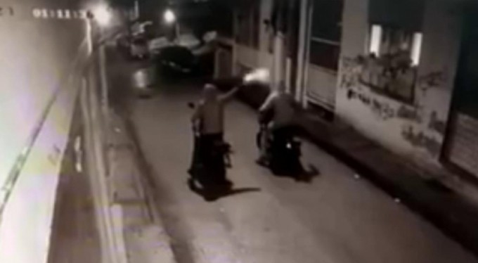 Evi böyle kurşunladılar