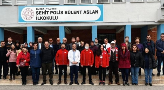 Öğretmen ve velilerden anlamlı 'kan'panya