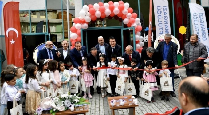 Hacı Aşır Dikmen Kur'an Kursu Osmangazi'de dualarla açıldı