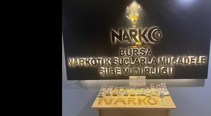 Mutfak tüpüne 46 bin uyuşturucu hap sakladılar, Galya'dan kaçamadılar