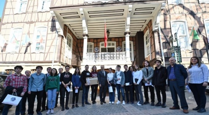 Derece yaptılar, ödülü kazandılar