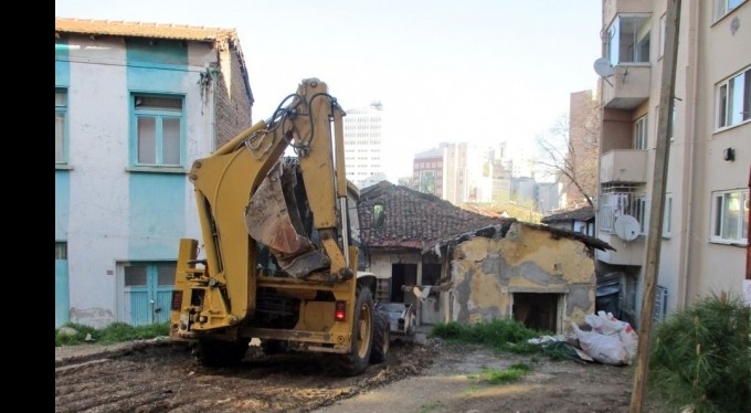 Metruk binalar yıkılıyor mahalleler nefes alıyor
