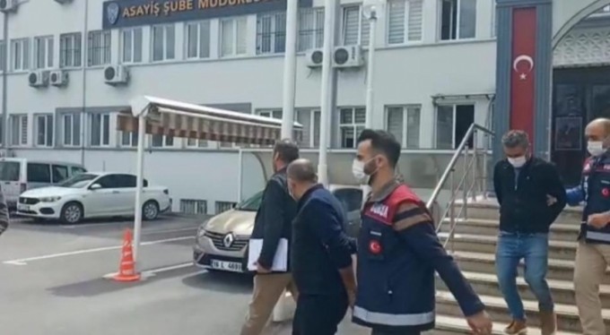 Bursa'da kuyumculara sahte altın satışı yapan 4 kişi yakalandı