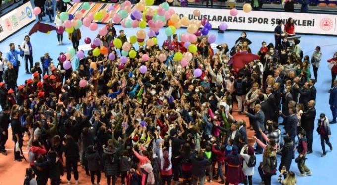 Nilüfer'de spor şöleni başladı