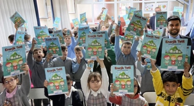 Uludağ Elektrik, minik enerji uzmanları yetiştiriyor