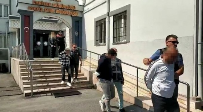 Bursa'da fuhuş operasyonu: 4 kişi adliyeye sevk edildi
