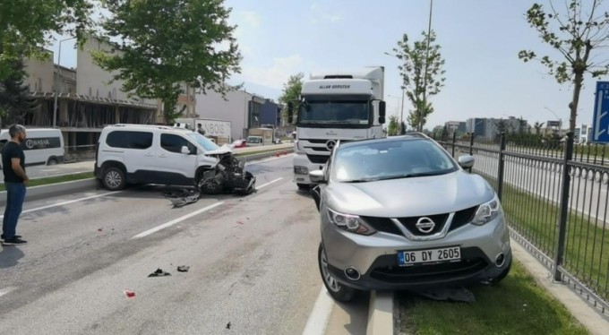 Kazada yaralanan kadın, aracındaki etler buzdolabına konulmadan hastaneye gitmedi