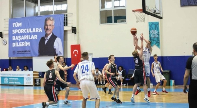 Nilüfer'de 'Kardeş Kentler Basketbol Turnuvası' başladı