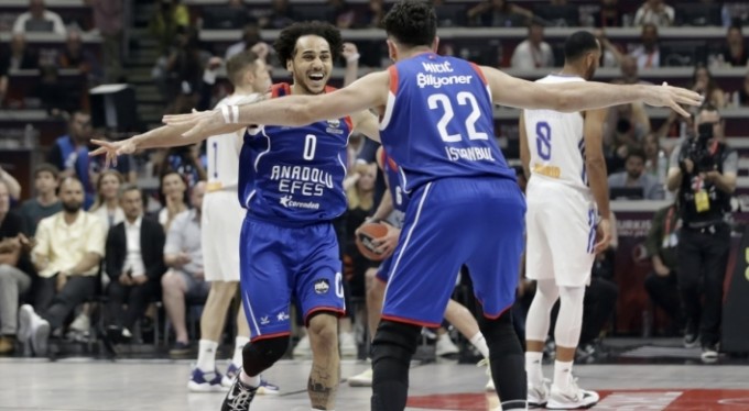 Anadolu Efes, Avrupa Şampiyonu!