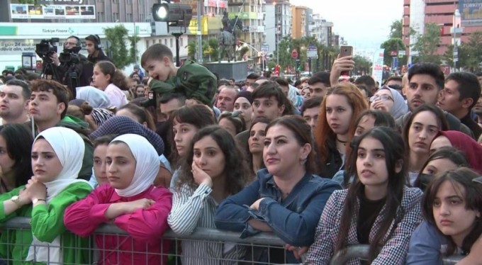 "En iyi Narkotik Polisi anne"