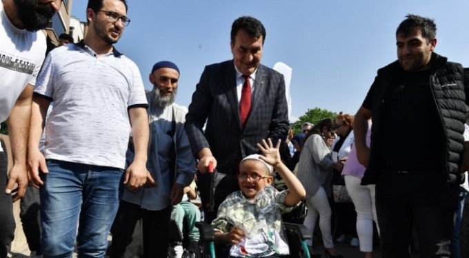 Osmangazi'den eğitime 'özel' destek